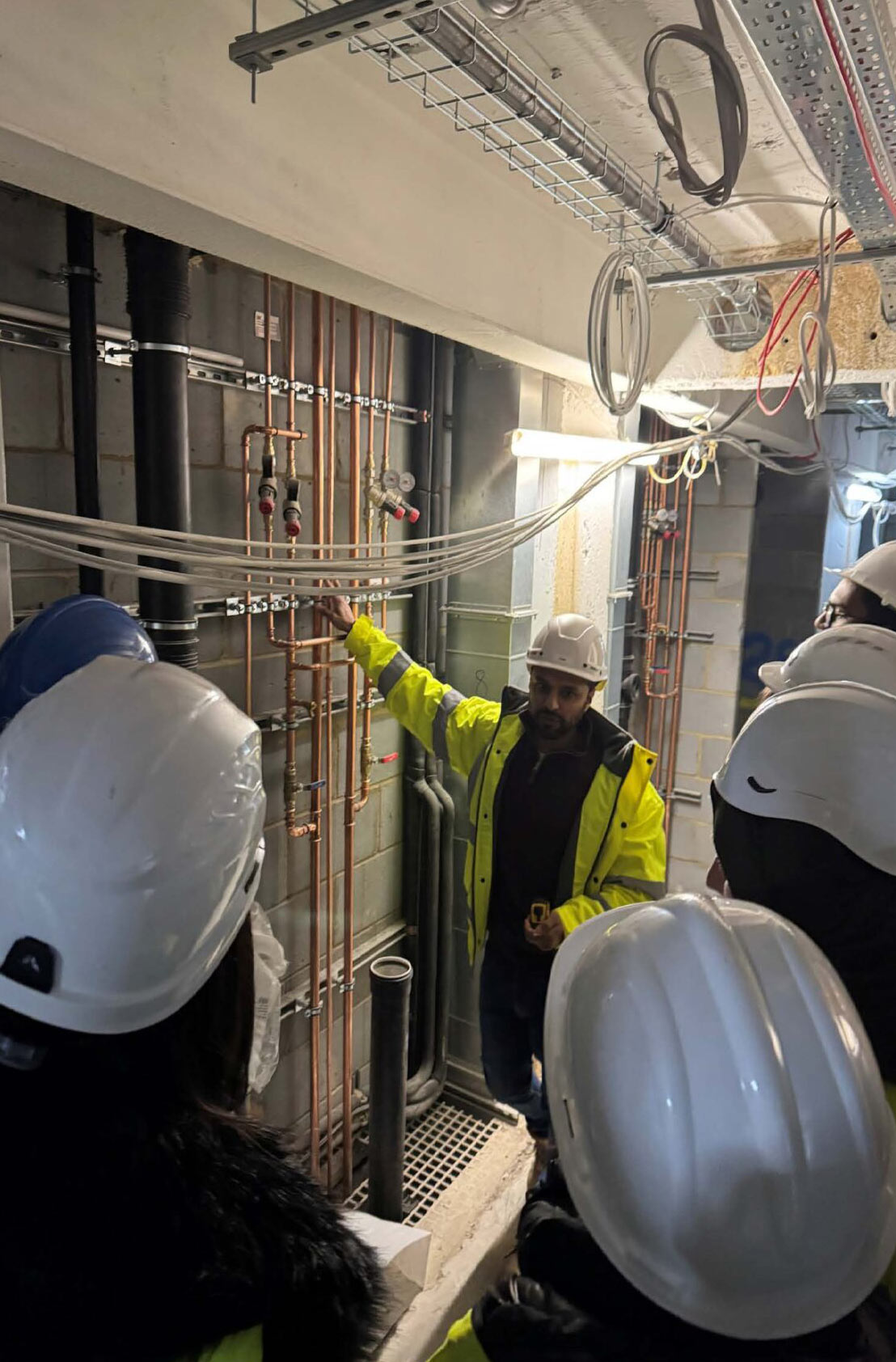 3-Apprenticeship-2025-1-1-scaled